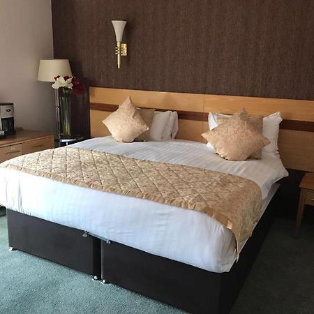 Harefield Manor Hotel Romford Esterno foto