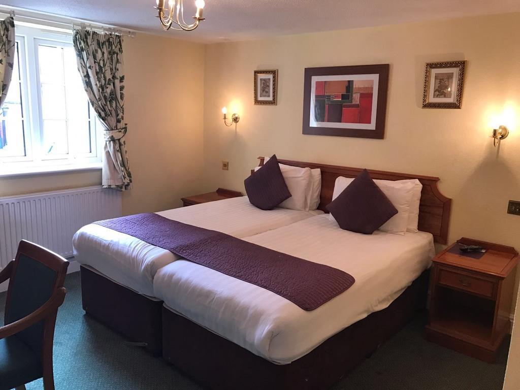 Harefield Manor Hotel Romford Esterno foto