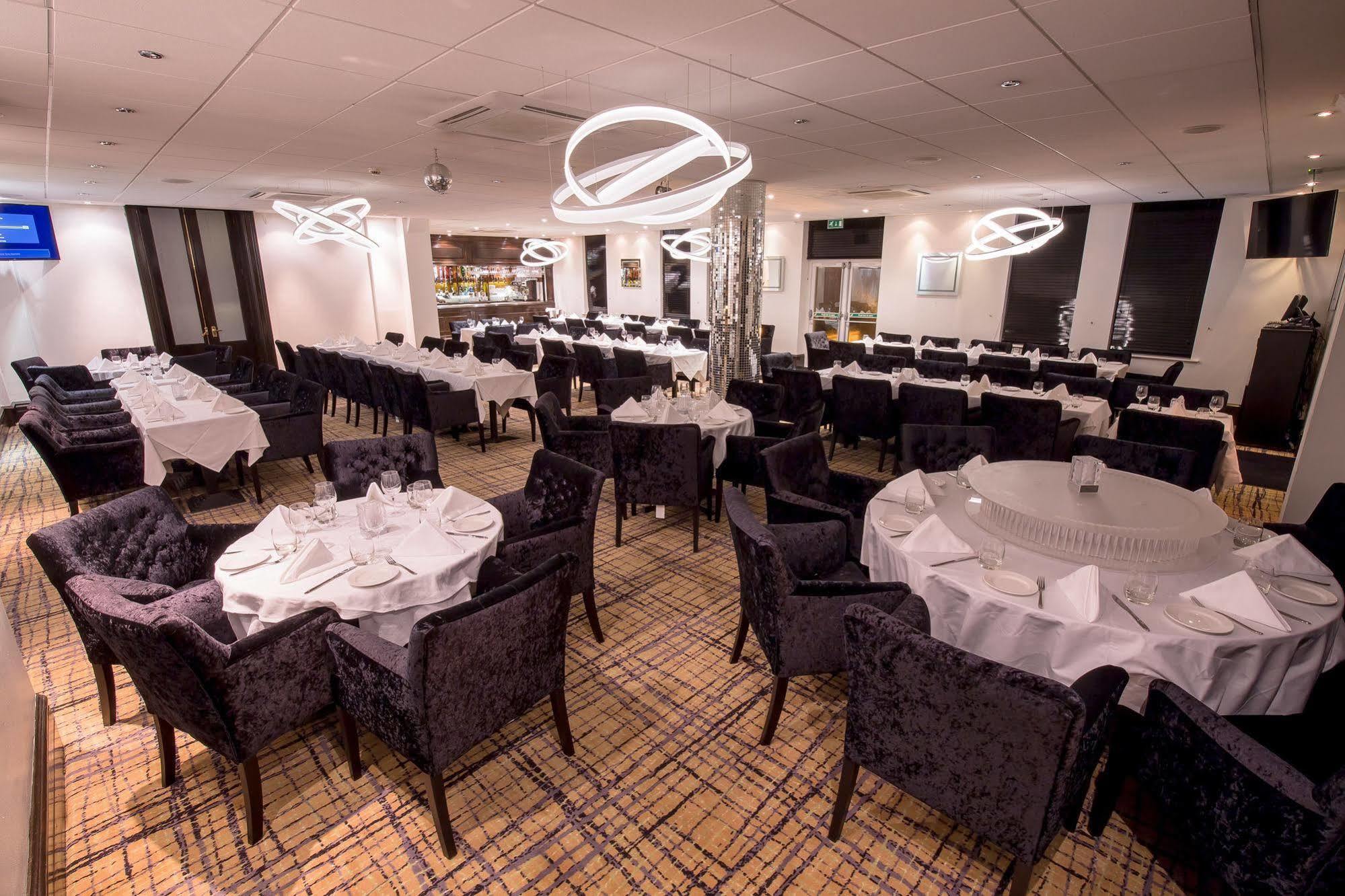Harefield Manor Hotel Romford Esterno foto